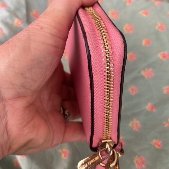 Michael Kors Pink Wallet Small Bag w Logo & Strap Gold Tone Hardware - Picture 7 of 9